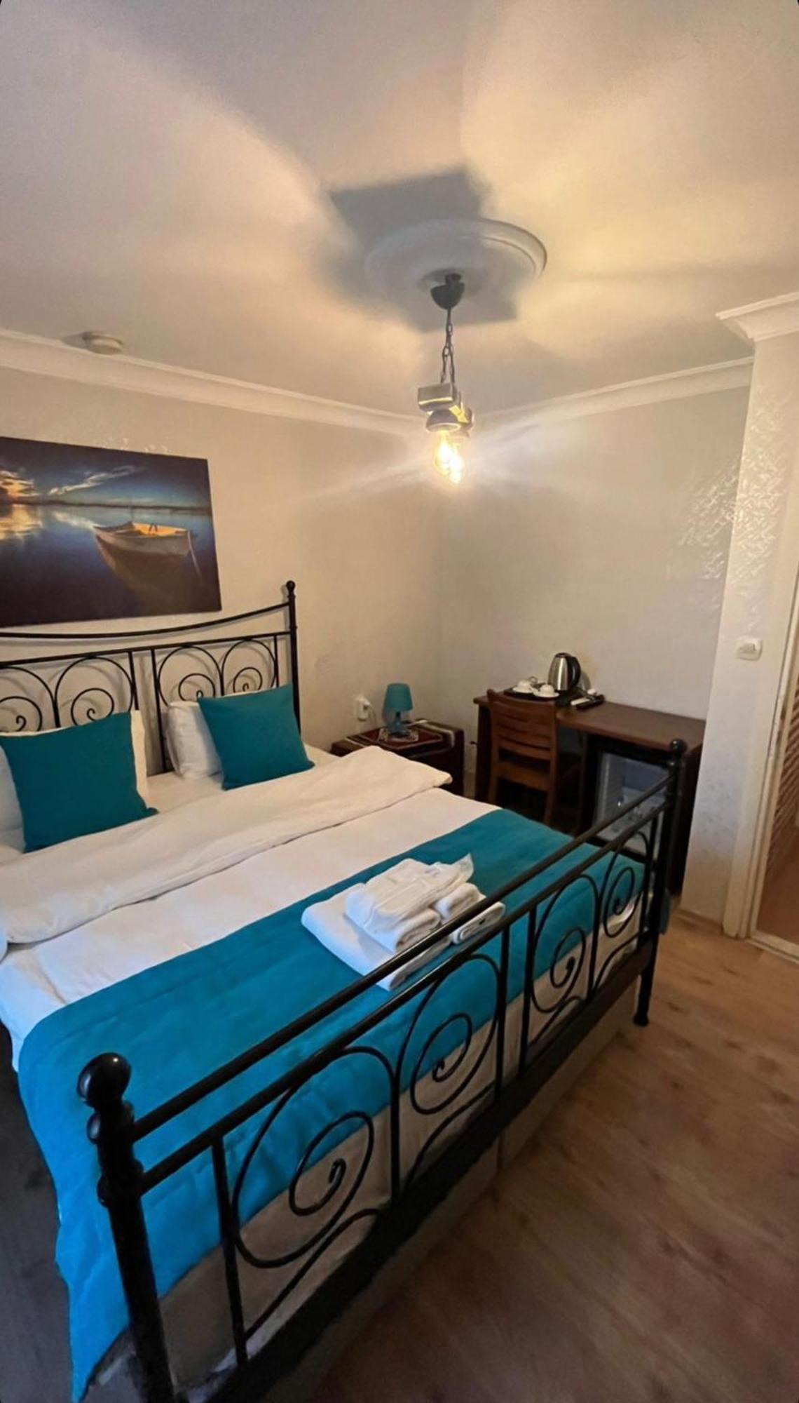 Foca Antik Otel Ngoại thất bức ảnh
