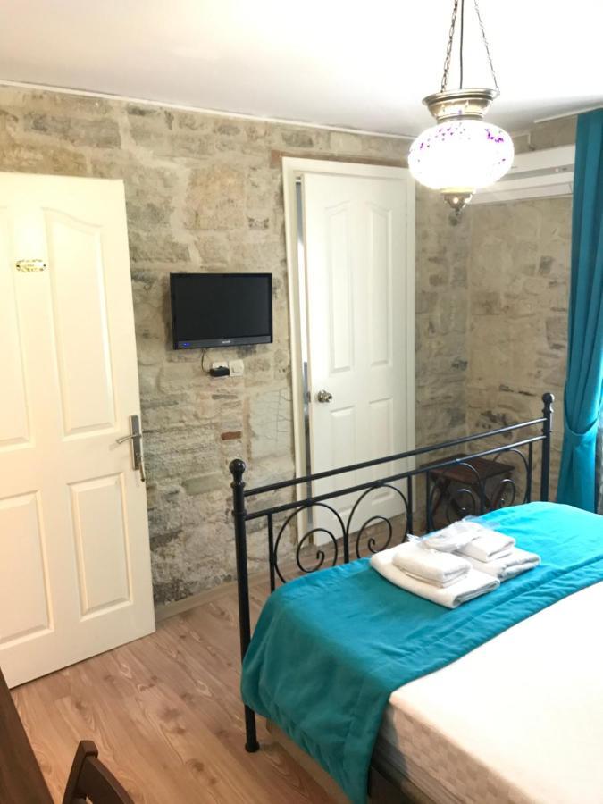 Foca Antik Otel Ngoại thất bức ảnh