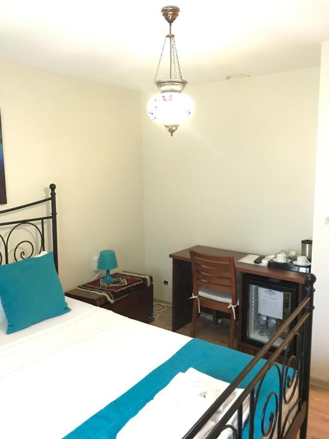 Foca Antik Otel Ngoại thất bức ảnh