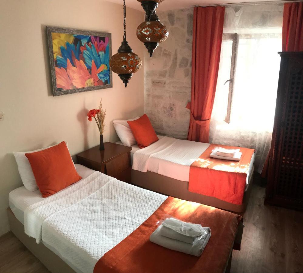 Foca Antik Otel Ngoại thất bức ảnh