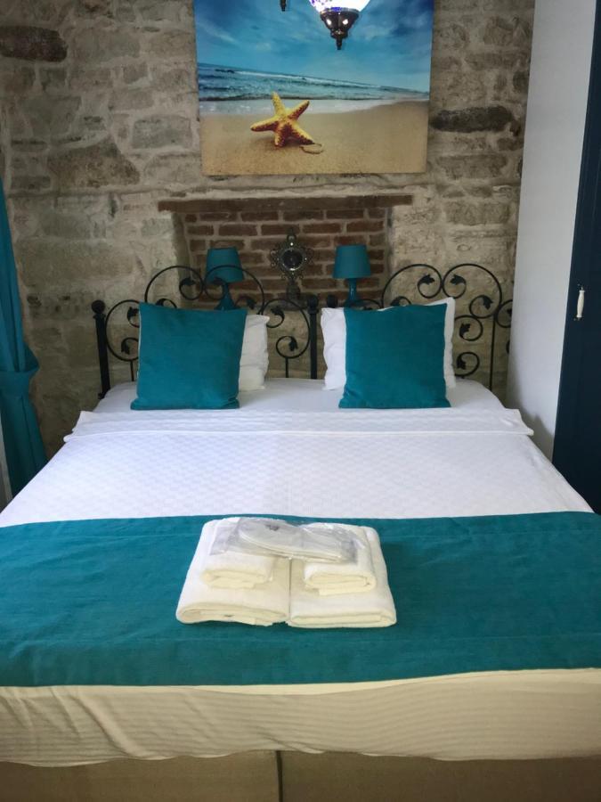 Foca Antik Otel Ngoại thất bức ảnh