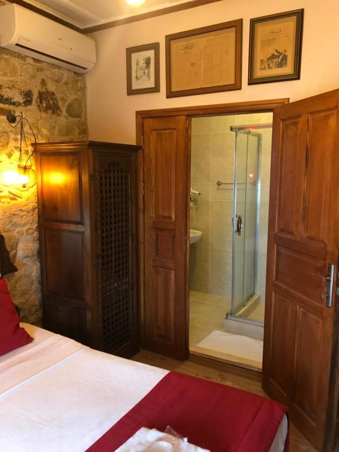 Foca Antik Otel Ngoại thất bức ảnh