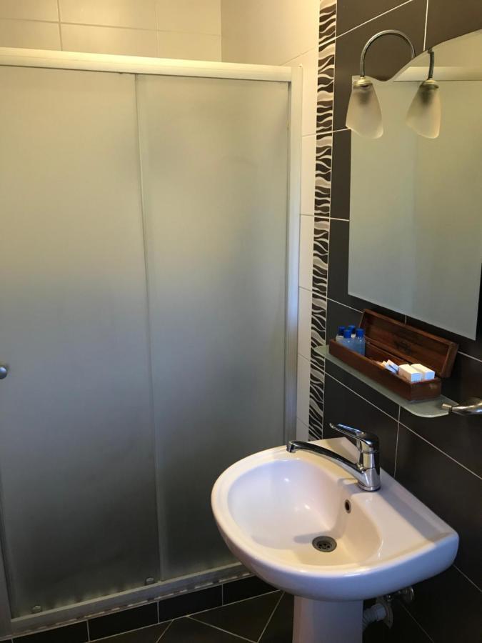 Foca Antik Otel Ngoại thất bức ảnh